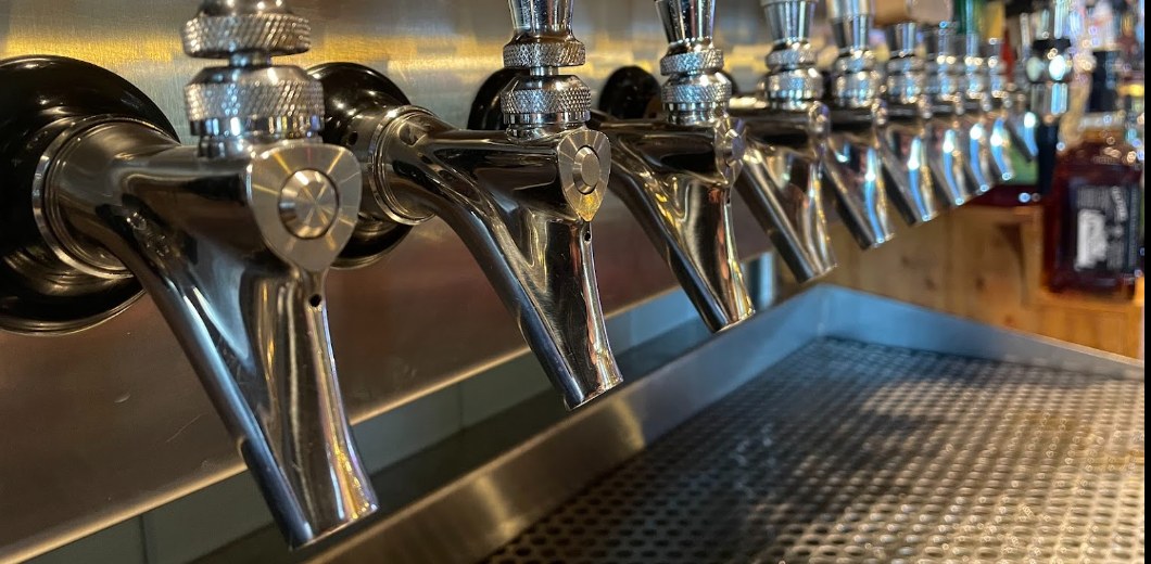 Tapworks Northwest cleaning beer lines at Temperate Habits Brewing